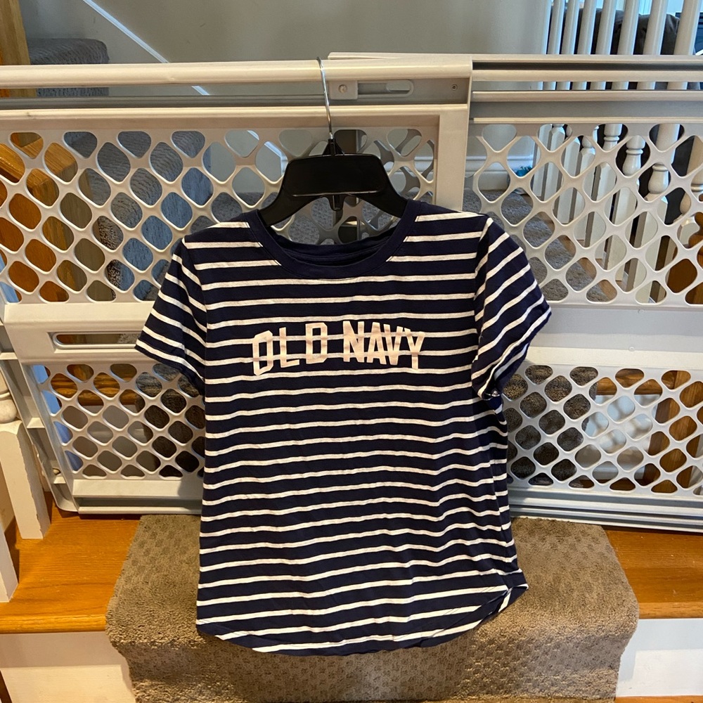 Old Navy shirt